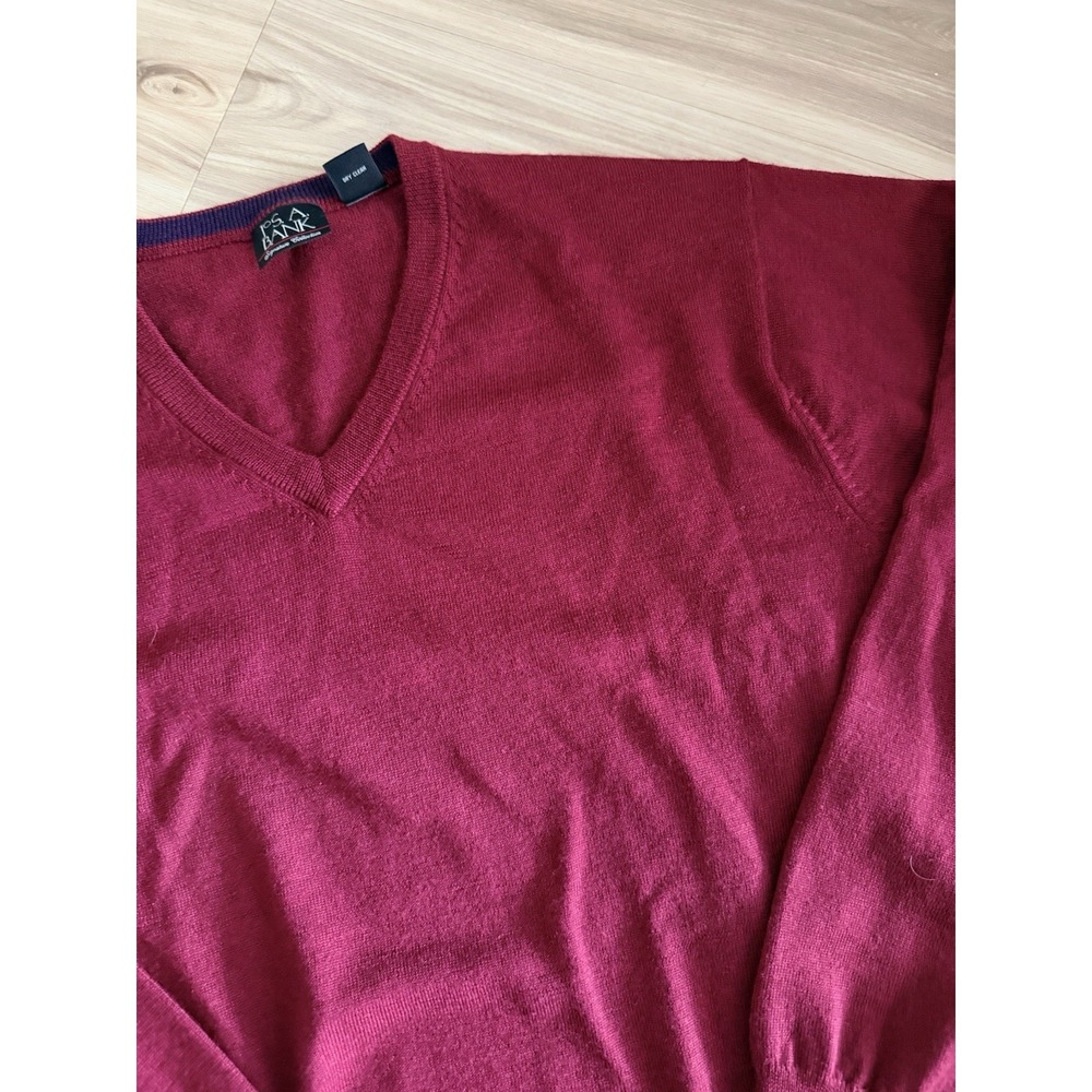 Jos. A. Bank Men's V-neck 100% Merino Wool Pullover Sweater Size XL Red